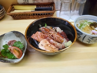 20191119080244990.jpg